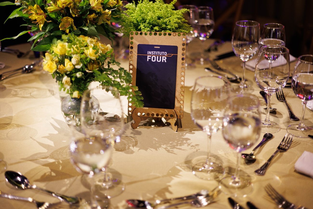 Jantar Institucional 2025